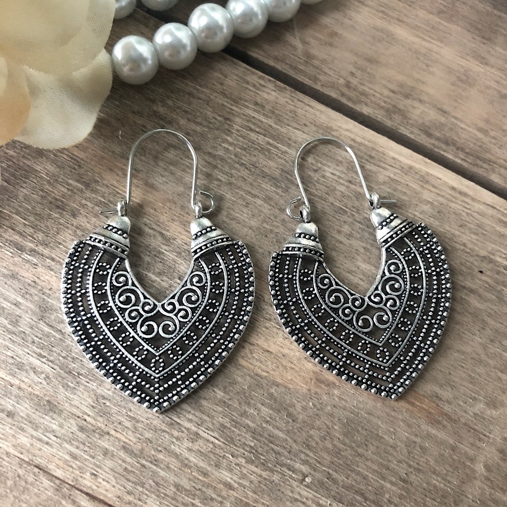 𝙽𝙴𝚆 Boho Fashion Earrings - Picture 6 of 7